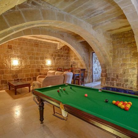 Il-Veduta Holiday Farmhouse With Sunny Private Pool In Island Of Gozo Għarb Eksteriør billede
