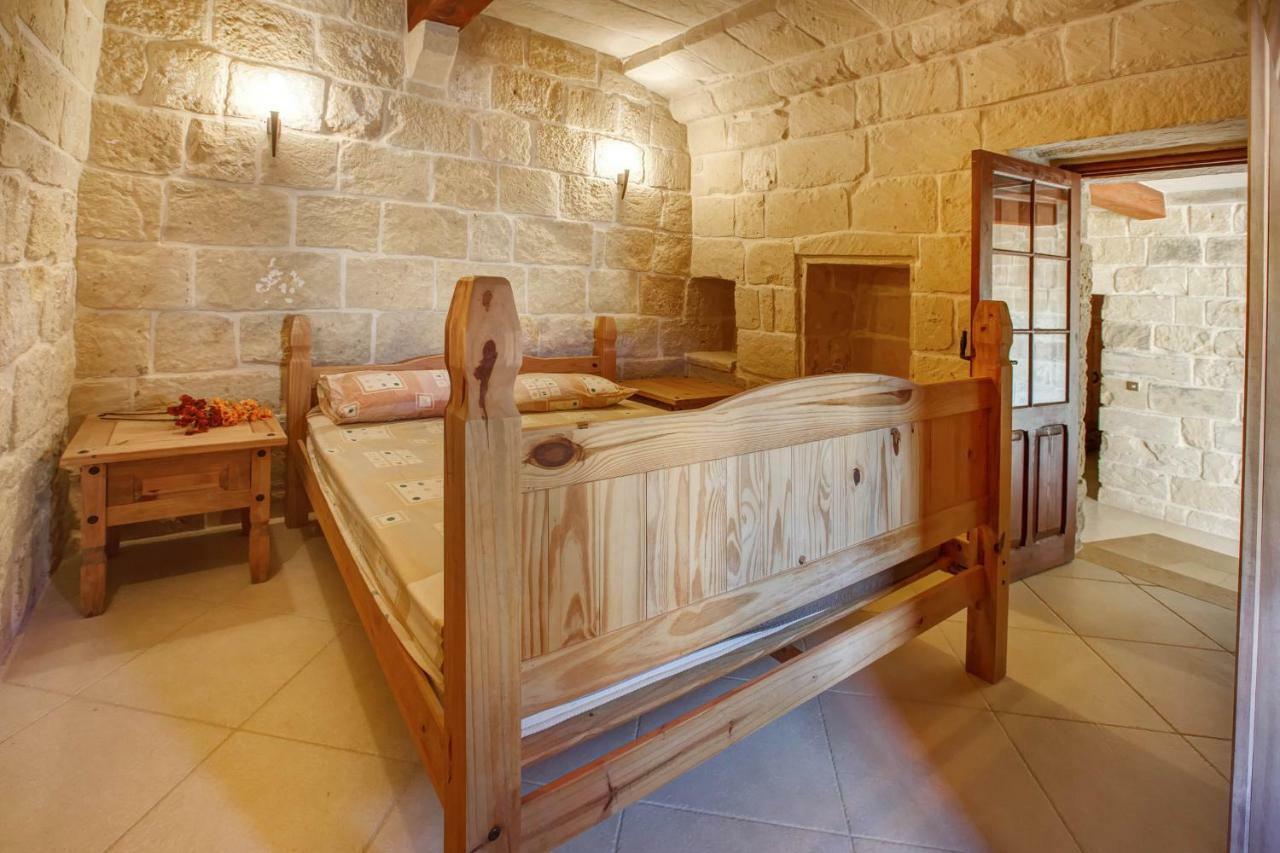 Il-Veduta Holiday Farmhouse With Sunny Private Pool In Island Of Gozo Għarb Eksteriør billede