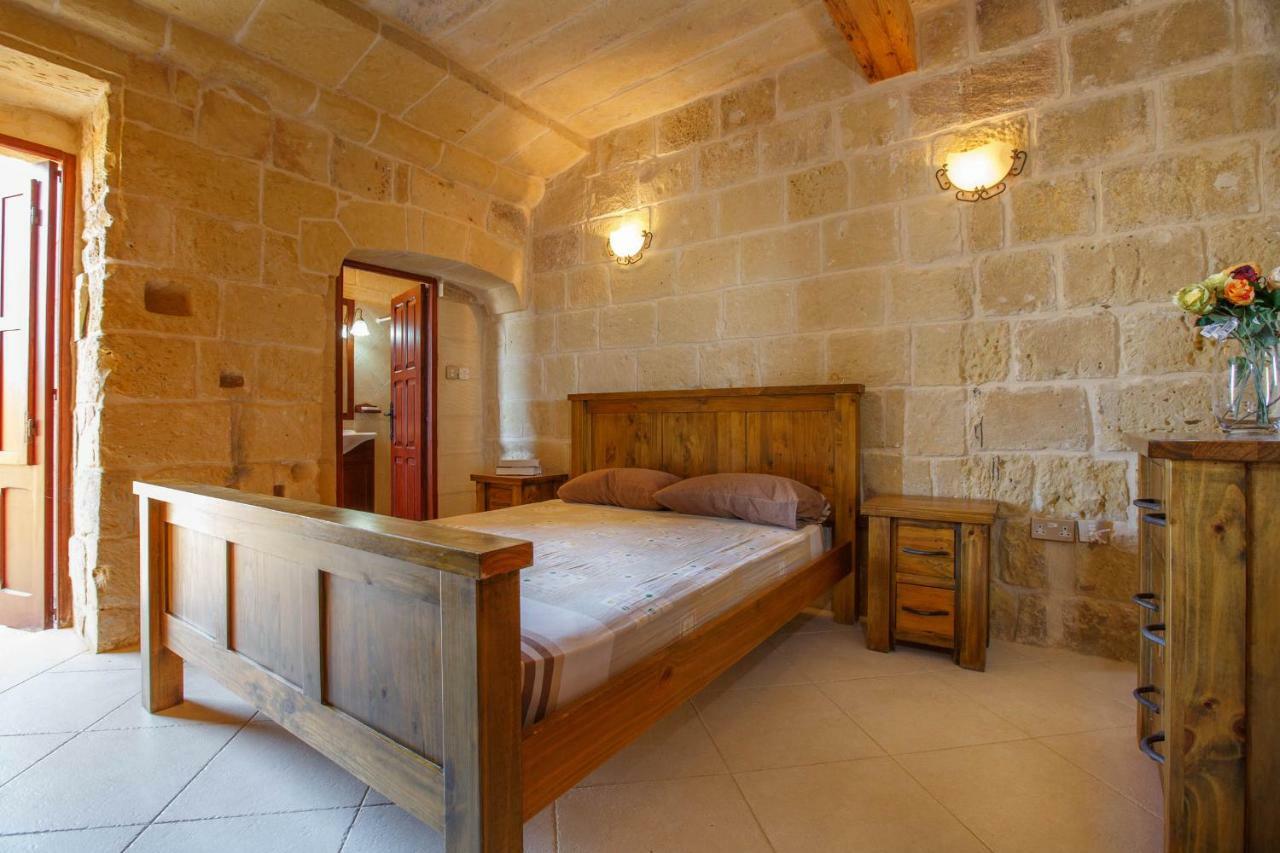 Il-Veduta Holiday Farmhouse With Sunny Private Pool In Island Of Gozo Għarb Eksteriør billede
