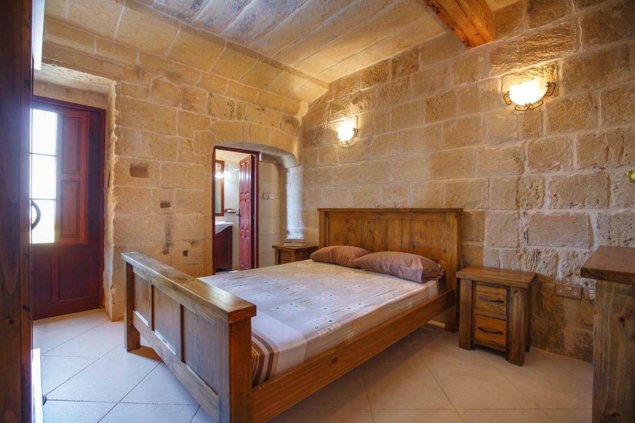 Il-Veduta Holiday Farmhouse With Sunny Private Pool In Island Of Gozo Għarb Eksteriør billede