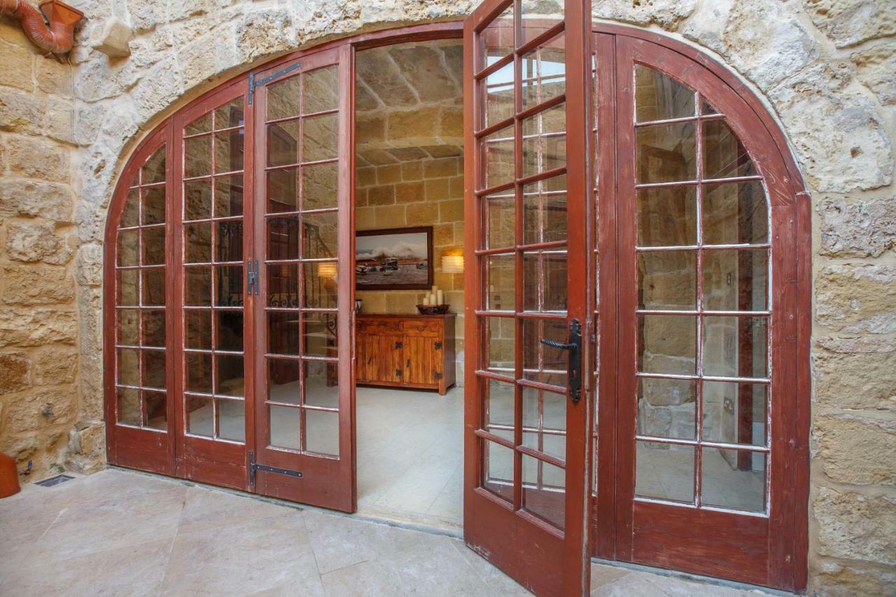 Il-Veduta Holiday Farmhouse With Sunny Private Pool In Island Of Gozo Għarb Eksteriør billede